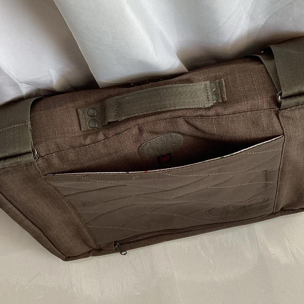 OGIO Classic Brown Messenger Bag